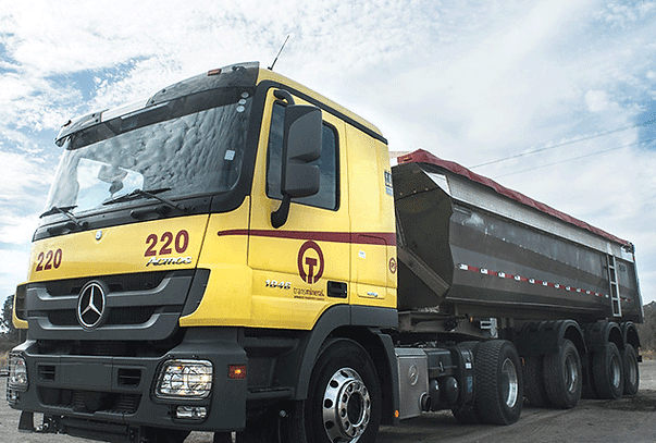 Camión moderno de Transmineral